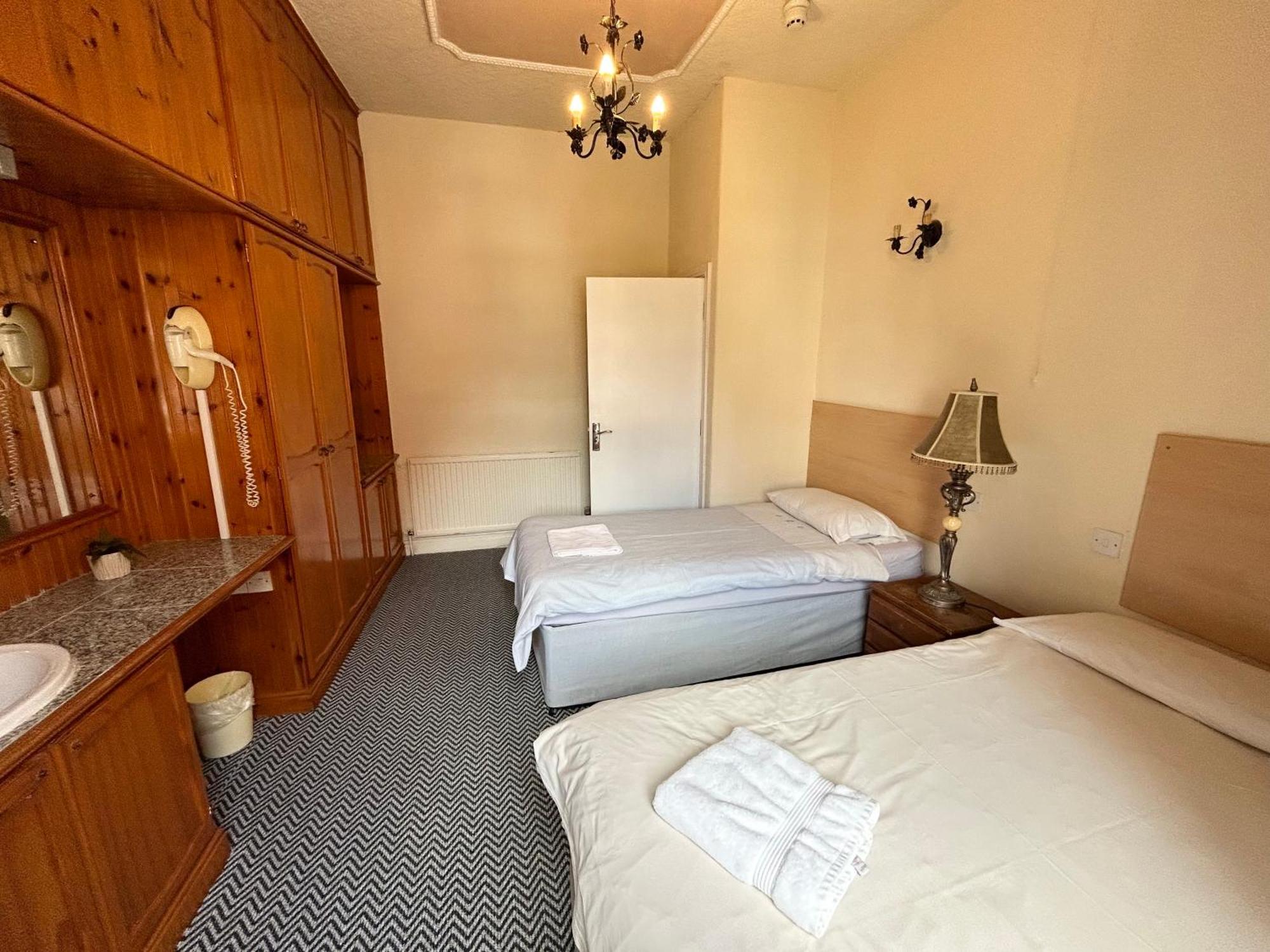 The Egerton Arms Hotel Salford Salford  Extérieur photo