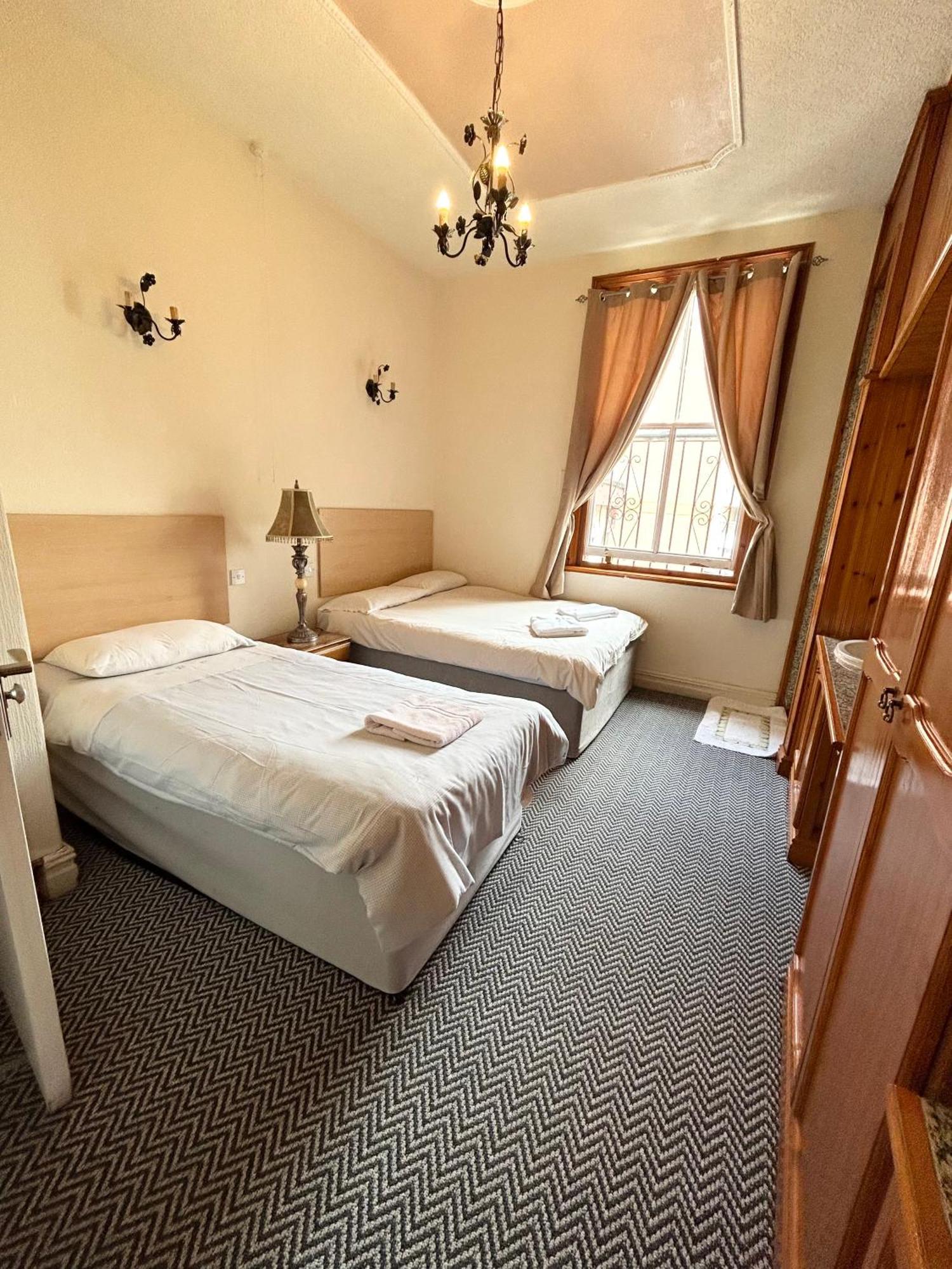 The Egerton Arms Hotel Salford Salford  Extérieur photo